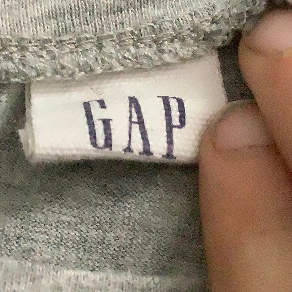 Gap shirt - Picture 3 of 4